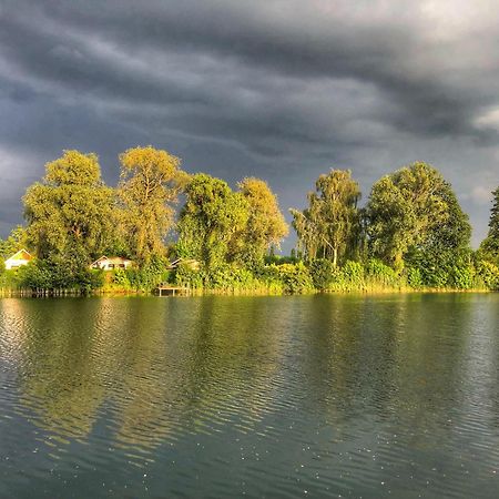 Recreatiepark De Markplas Opheusden Εξωτερικό φωτογραφία